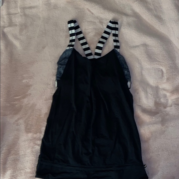 Lululemon built in bra tank - Picture 1 of 7